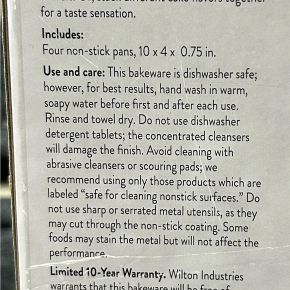 Wilton 4 Layer Cake Pan Set - New - Picture 3 of 7